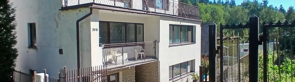 Dom z potencjałem, las, góry, blisko centrum.