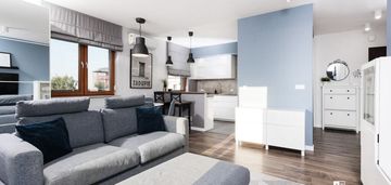 Komfortowe 2-pkojowe mieszkanie / ostatnie piętro