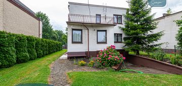 Dom z piękną działką * 5 pokoi *