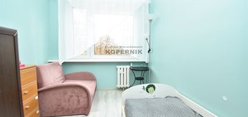 Tanie 3 pokoje w bloku na 2 piętrze.