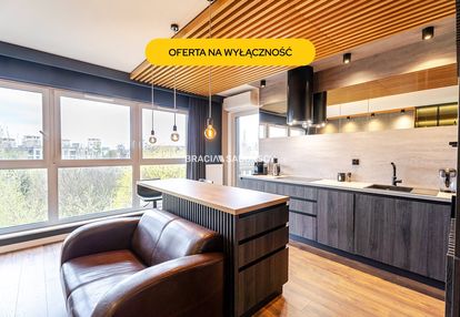 Wysoki standard/widok na park lotników/sauna/klima