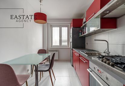 Balkon/piwnica/dwustronne/garderoba!