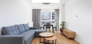 Centrum, 3 pokoje, 55 m2, wysoki standard