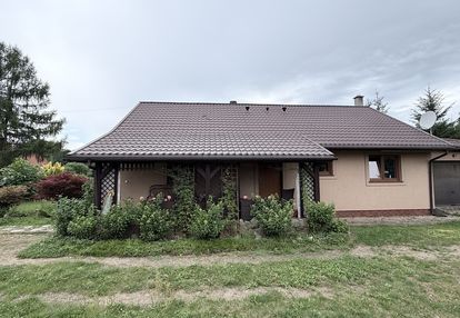 Dom z wyposażeniem/ 13,25ar/ z garażem