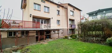 Dom w zabudowie bliźniaczej - osiedle mieszka i