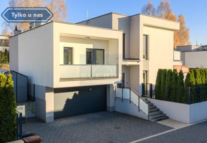 Komfortowy dom, parkitka ul. małopolska