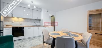 Nowe, komórka, garaż, komunikacja miejsca eng