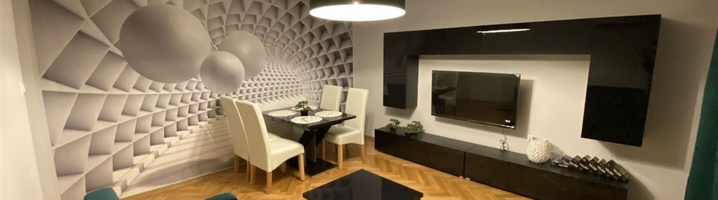 Centrum; ul.hoża - 2 pokoje - umeblowane