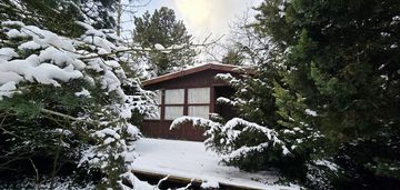 Na sprzedaż działka z domkiem blisko jeziora