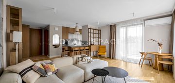 Apartament w patrii z balkonem na powiślu!