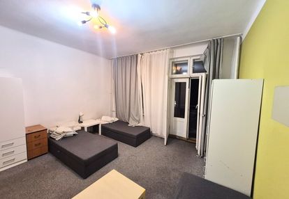 Rozkład-3pok-67m2-o.miejskie-balkon 5m2-rynek 5min