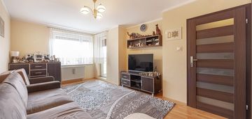 Duża kawalerka, możliwe 2 pokoje, balkon, komórka