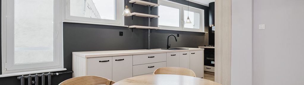 Po generalnym remoncie, blisko plaża, komunikacja