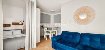 Apartament z ogródkiem | bohema praga | metro