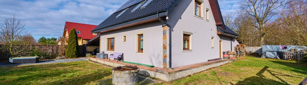 Przestronny dom w cichej okolicy na sprzedaż!