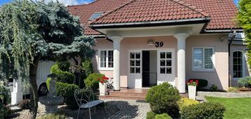 Komfortowy i bardzo zadbany dom w jawiszowicach
