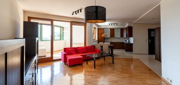 Świetna lokalizacja, ogrzewany ogród zimowy