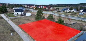 Działka z warunkami zabudowy, 884 m2, zalesie