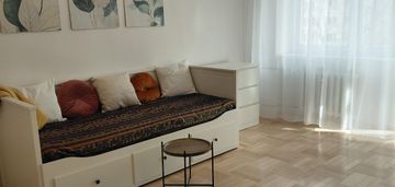 Przy metrze | balkon | po remoncie