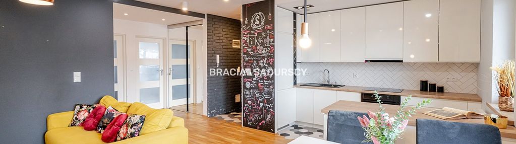 3 pokoje z miejscem postojowym na ruczaju