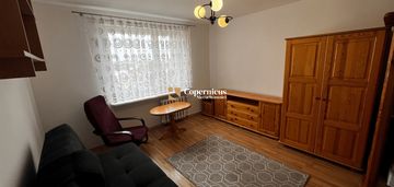 Kawalerka - ul. plac wolności, ogrodzony parking