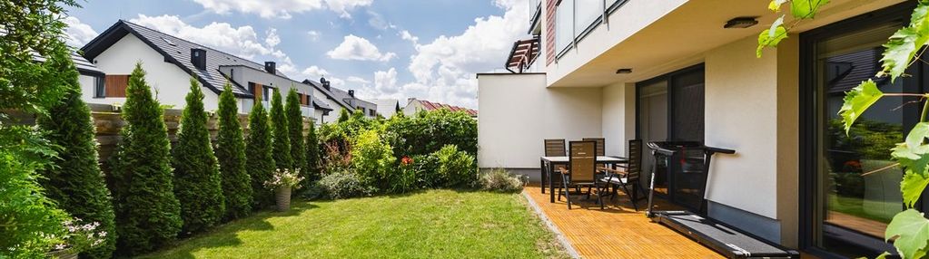 Komfortowe mieszkanie z dużym ogrodem i jacuzzi