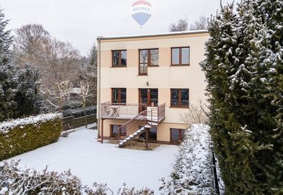 Ładny dom z potencjałem w atrakcyjnej lokalizacji