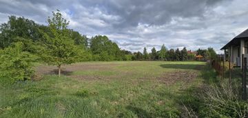 Działka budowlana 1000 m2, łoś, gm. prażmów