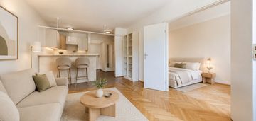Smolna-śródmieście-2 pokoje-kultowy młotek- 35 m²