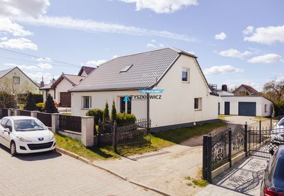 Rodzinny dom z garażem i ogrodem