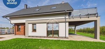 Nowy dom 143 m² z sadem i tarasem 30 m² – szczutki
