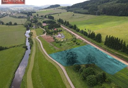 Działka na wzniesieniu z pięknymi widokami