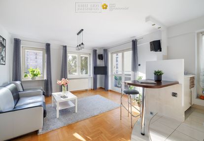 Przytulne 2 pokoje z aneksem i balkonem - ochota