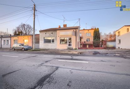 Parter domu przy piastowskiej