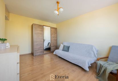 Pierwsze m - słoneczna przestrzeń - parking