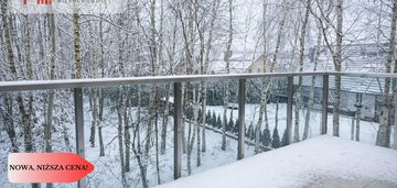 Apartament z widokiem na las