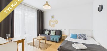 Bielany, studio z ogródkiem, ul. czechowa