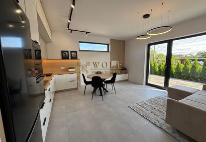 Nowoczesny apartament z ogródkiem w nowym chechle