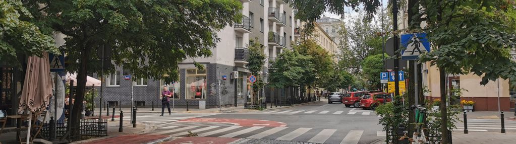 Kawalerka na 1 piętrze, kamienica, ścisłe centrum