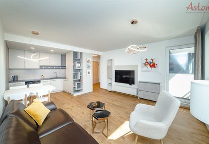 Komfortowe 2 pok. 51 m2 os.balbina ul. bacha