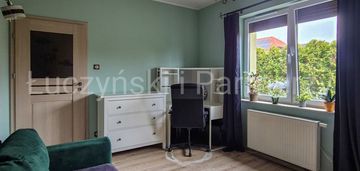 Rewelacyjne m4 z ogrodem - groblice