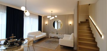 Gotowy do odbioru dom przy lesie