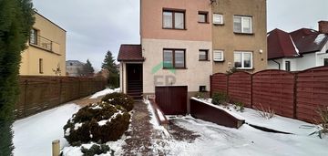 Dom  zabudowie bliźniaczej na sprzedaż