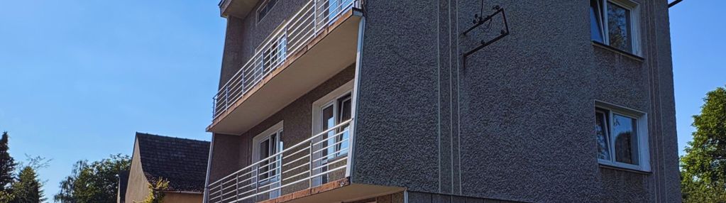 Dom 150 m² z garażem i stodołą – złota, 26 ar