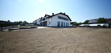Okazja duży dom + mieszkanie lub lokal usługowy !