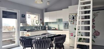 Słoneczne. przytulne z tarasem i balkonem