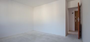 Dwupokojowe mieszkanie, 2 piętro