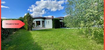 Wyjątkowy parterowy budynek z ogrodem