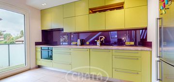 Apartament z m. post. komórką i dwoma balkonami