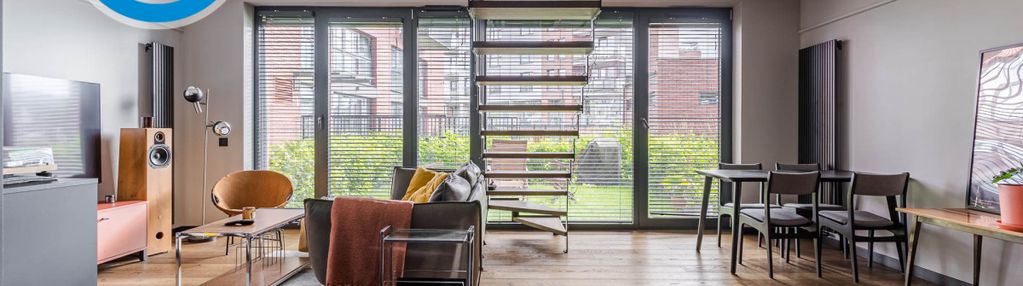 Dwupoziomowy apartament z ogrodem